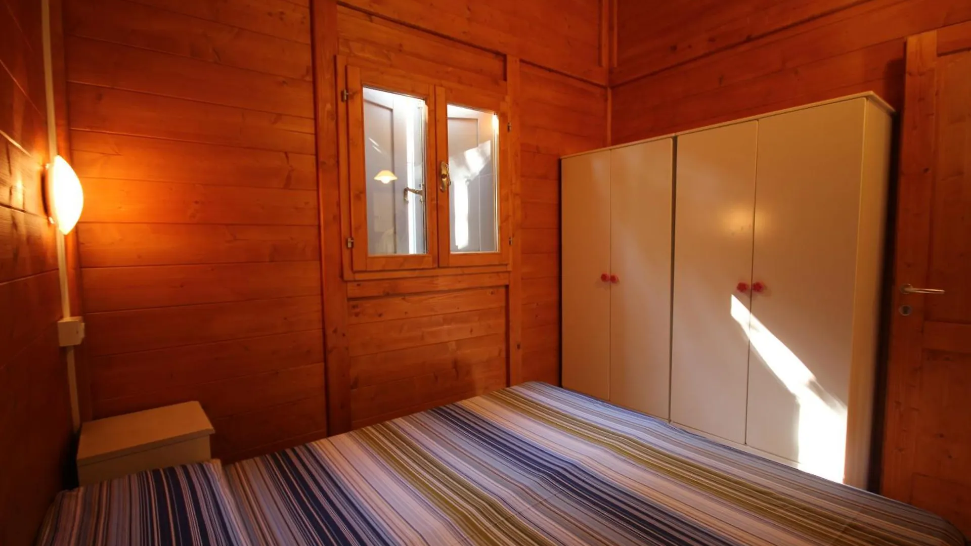 Camping Calatella Parco Di Vacanza マリーナ・ディ・マッサ
